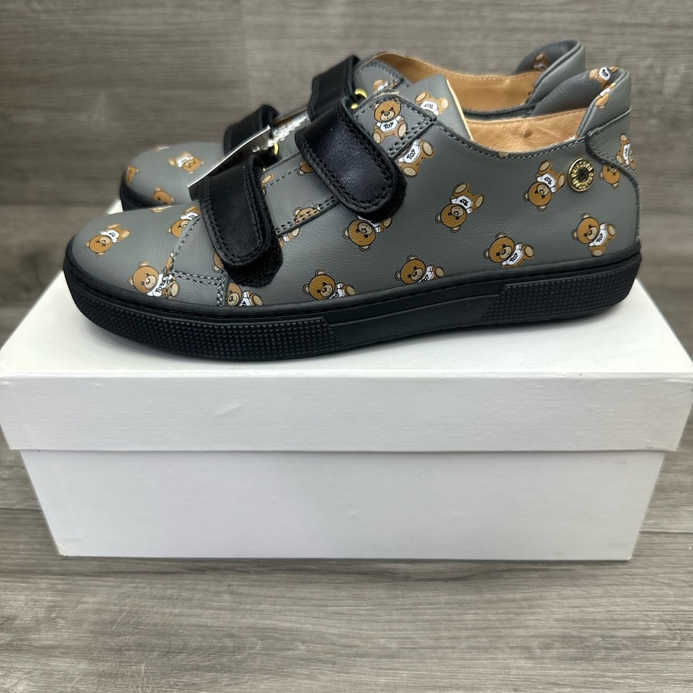 Moschino Kids Grey Bear Print Shoes